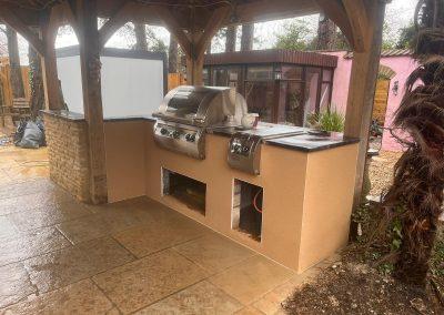 Outdoor kitchen area
